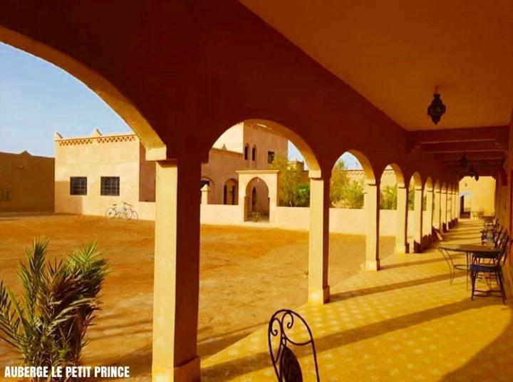 Hotel Riad Le Petit Prince 梅尔祖卡 外观 照片